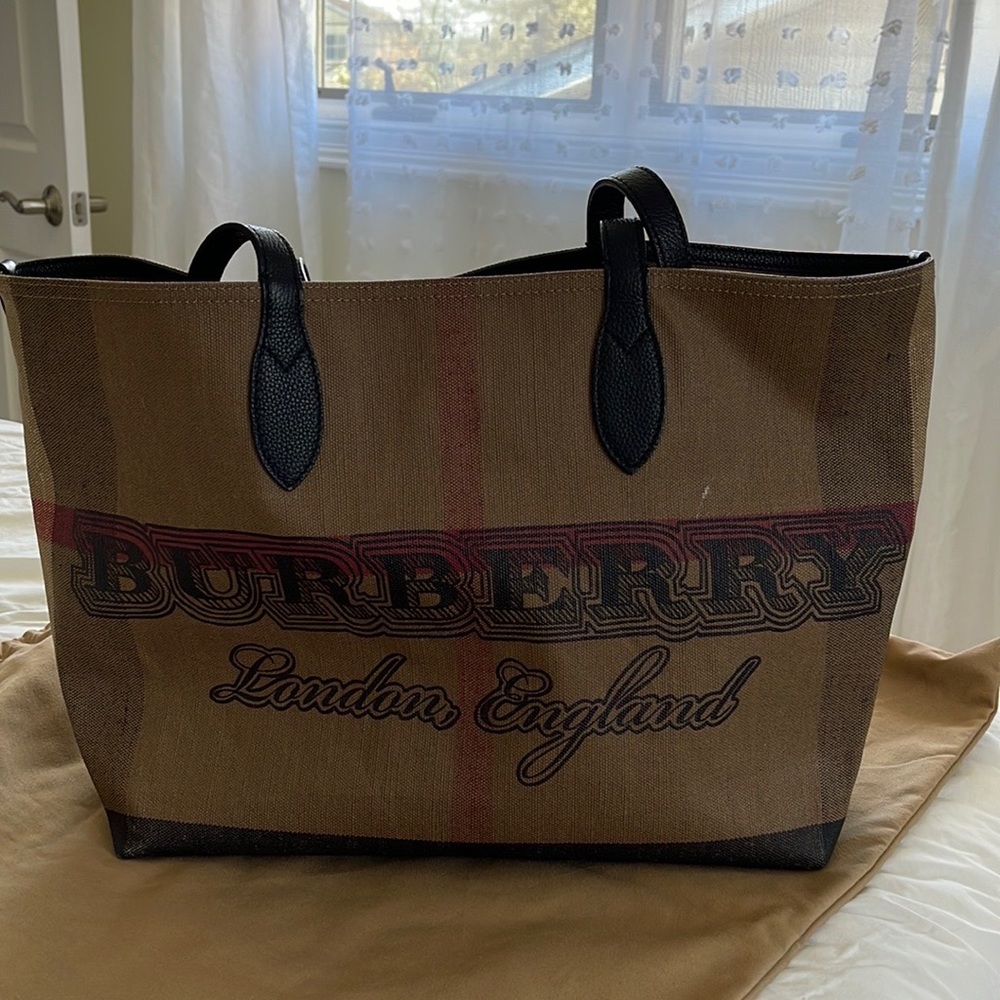 Burberry Medium Doodle Reversible Tote